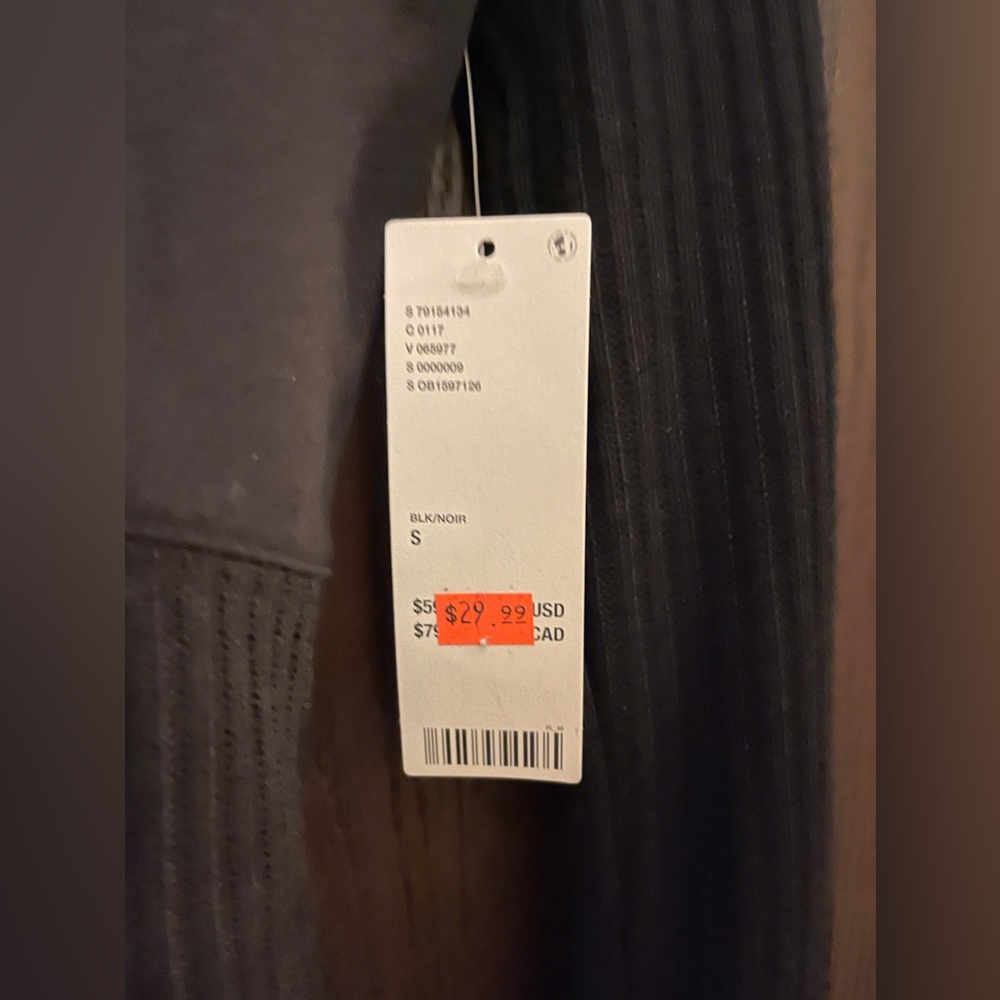 NWT Urban Outfitters Zip Up - Picture 4 of 5